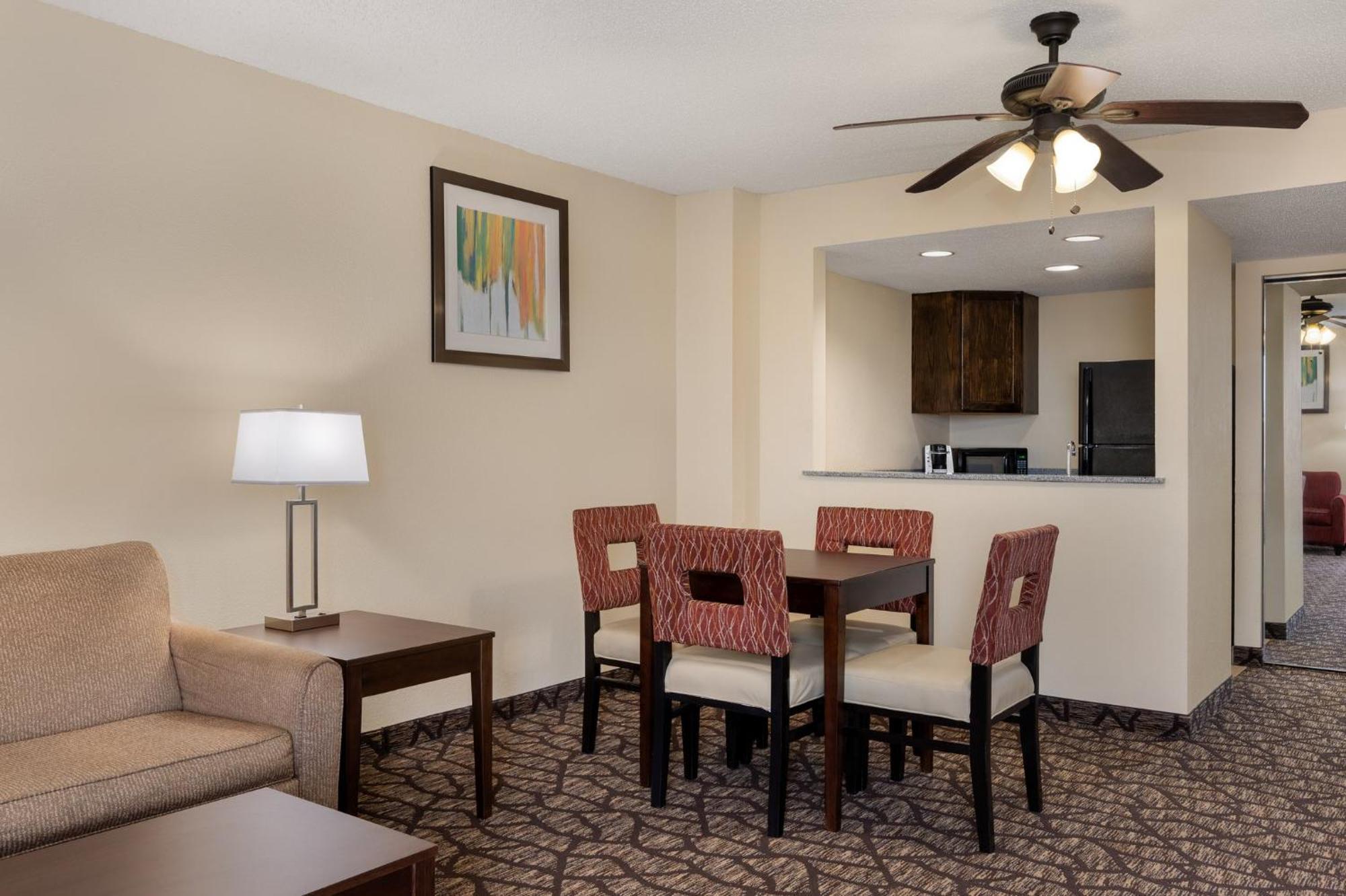 Holiday Inn Express Tallahassee By Ihg Extérieur photo